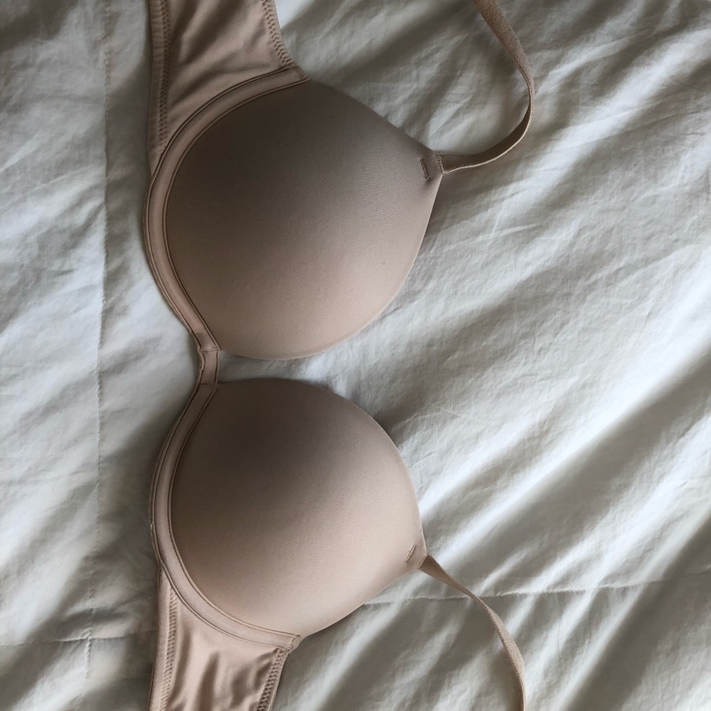 PINK WEAR EVERYWHERE SUPER PUSH UP